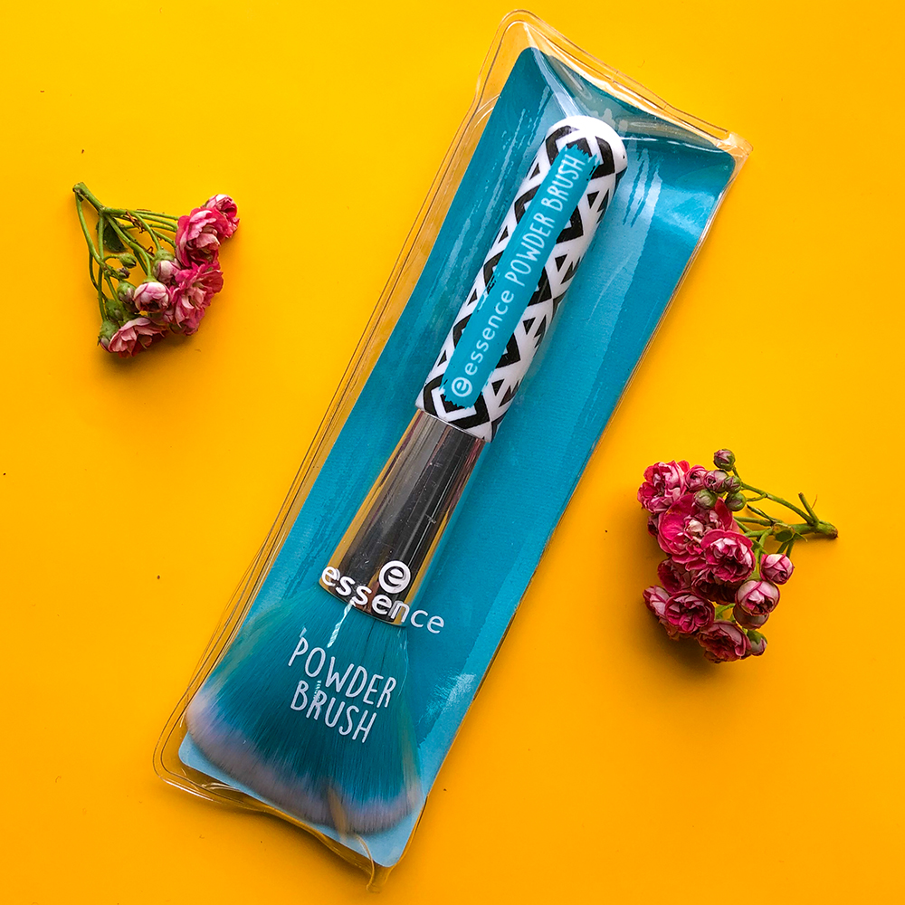 Essence кисть для макияжа
